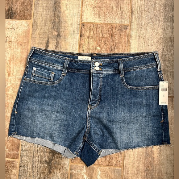 🆕 NWT Anthropologie PILCRO MID-RISE MICRO DENIM SHORTS - Picture 5 of 11